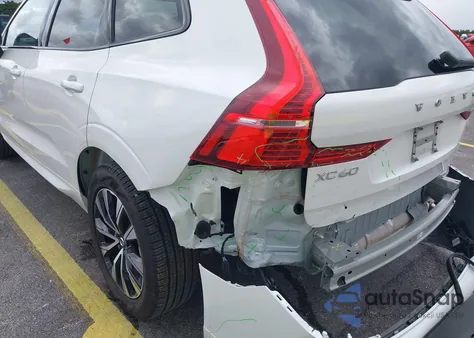 2025 Volvo Xc60 B5 Plus from USA, damaged, VIN YV4M12RC1S1184317